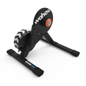 Wahoo Kickr Core 2 Zwift Cog & Click smart trenažer